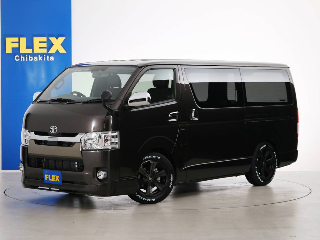 新車未登録　ハイエースバン　Ｓ－ＧＬ　特別仕様車　５０ｔｈアニバーサリーモデル　ガソリン２ＷＤ！