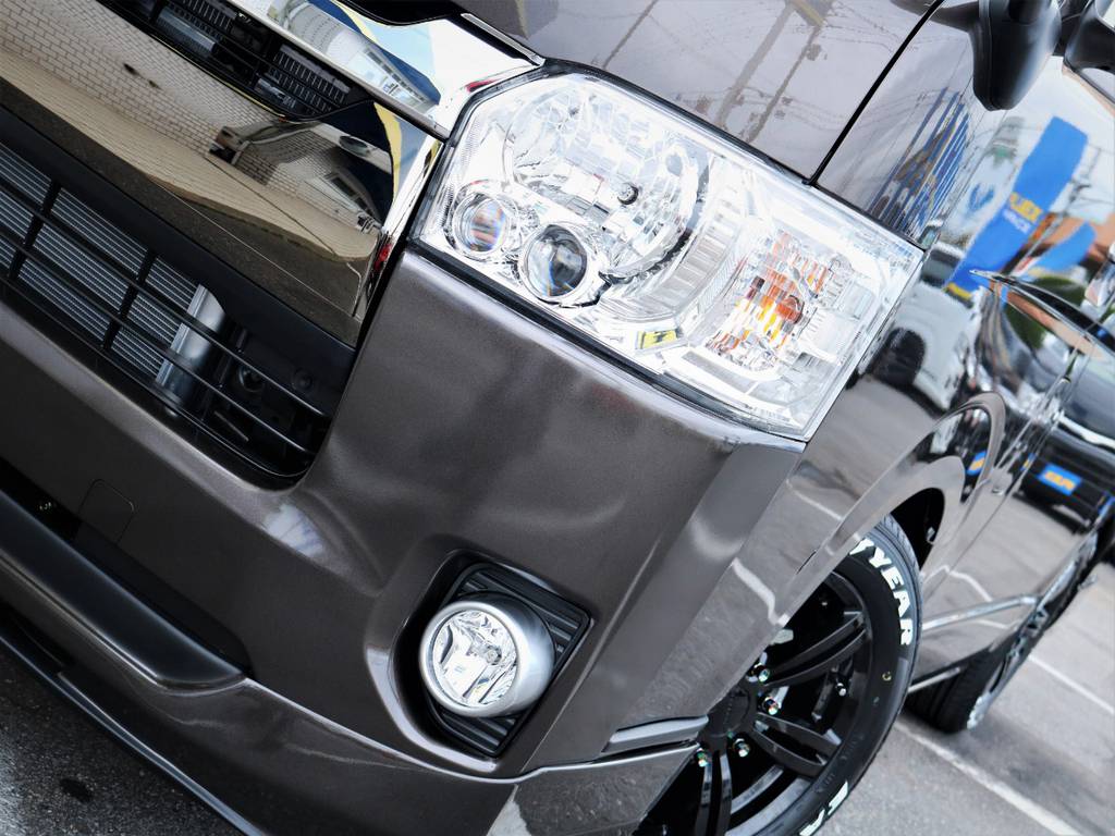 夜間走行に便利なメーカーオプション「ＬＥＤヘッドライト」！