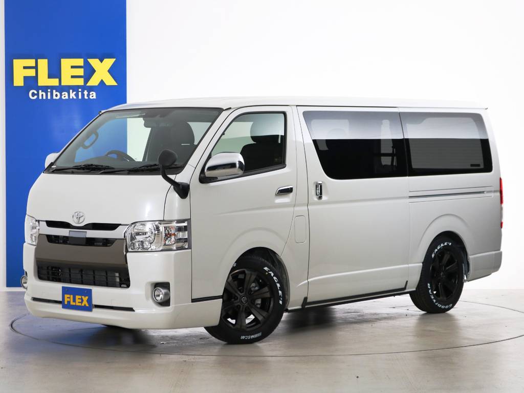 新車未登録　特別仕様車　ハイエース５０ＴＨ　アニバーサリーリミテッド　ディーゼル４ＷＤ　寒冷地仕様　ライトカスタム！