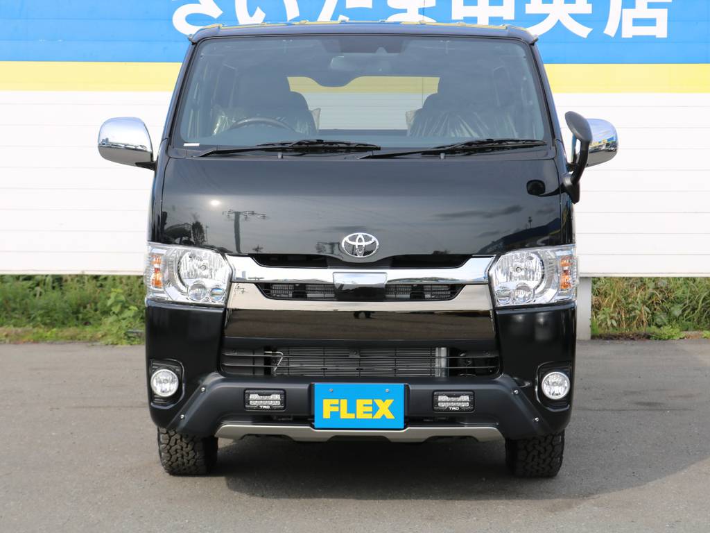 トヨタセーフティセンス（TSS）搭載車両！自動ブレーキにレーンはみだし防止機能、オートマチックハイビームが搭載されております！