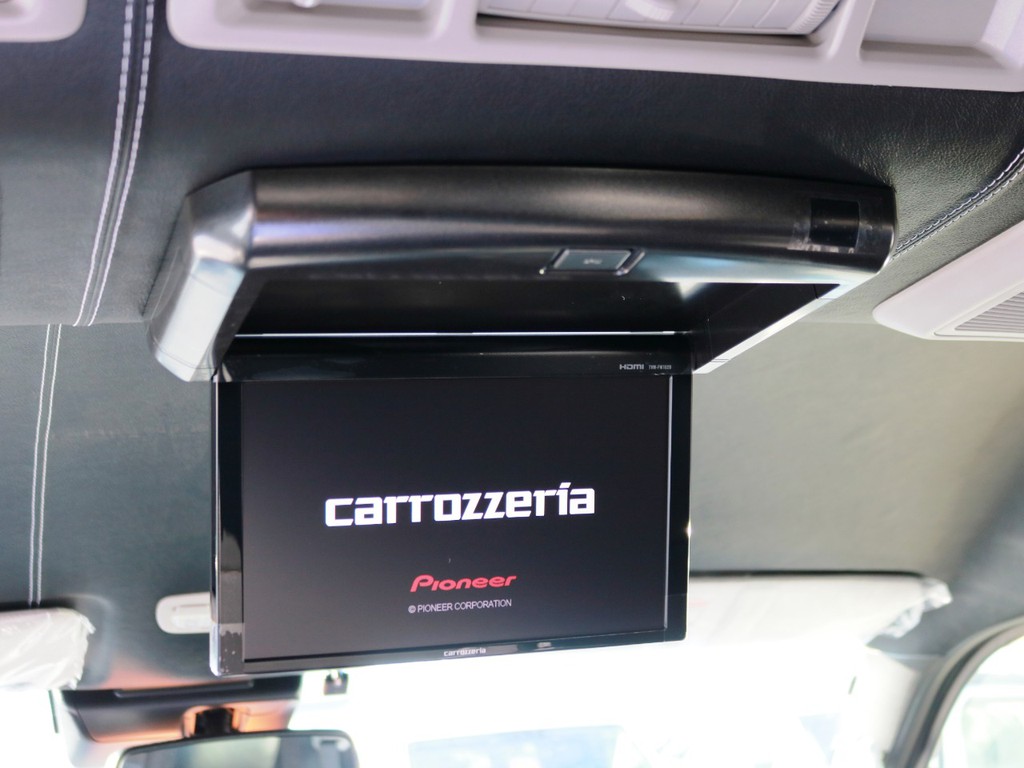 カロッツェリア　１０．２型　フリップダウンモニター♪