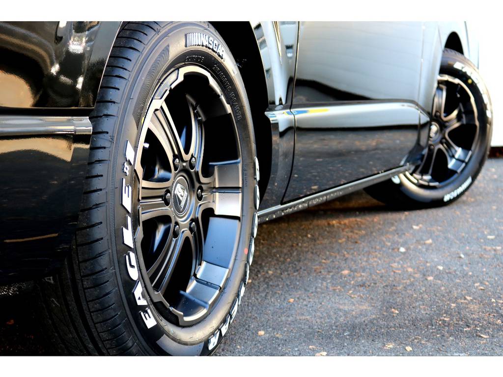 ＦＬＥＸバルベロ１７インチ！ＧＯＯＤＹＥＡＲタイヤ！