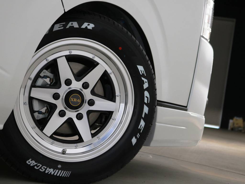 ファブレス　ＸＲ－６　１７インチアルミホイール！
