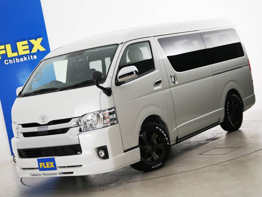 新車未登録　ハイエースワゴンＧＬ　ガソリン４ＷＤ　１０人乗り３ナンバー登録　寒冷地仕様　ＦＬＥＸオリジナル内装アレンジ【アレンジＲ１】！
