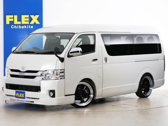 新車未登録　ハイエースワゴンＧＬ　ガソリン２ＷＤ　ＦＬＥＸオリジナル内装アレンジ【Ｖｅｒ２】！