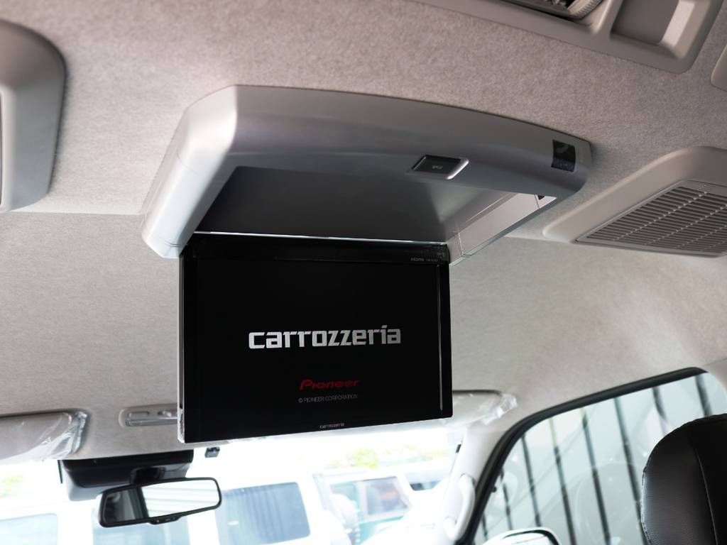 カロッツェリア　１０．２型　フリップダウンモニター♪