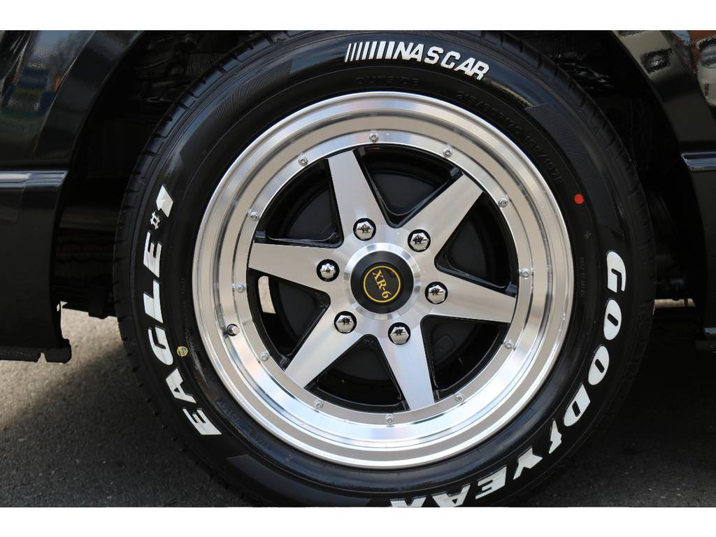 ファブレス１７インチアルミ！ＧＯＯＤＹＥＡＲタイヤ！車検対応です！