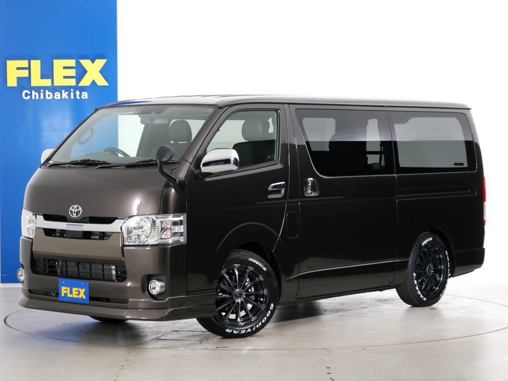 新車未登録　ハイエースバン　Ｓ－ＧＬ　特別仕様車５０ｔｈアニバーサリー　ライトカスタムＰＫＧ！