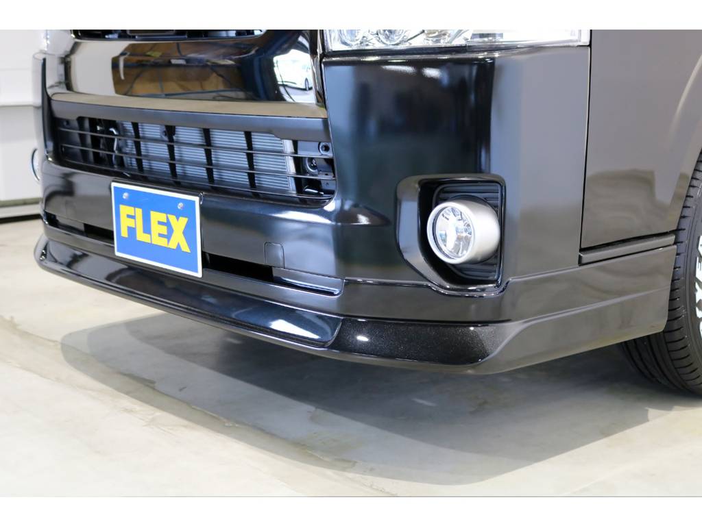 FLEXオリジナルＤｅｌｆｉｎｏ　Ｌｉｎｅフロントスポイラー！特別仕様車スーパーＧＬ“50TH ANNIVERSARY LIMITED”専用の高輝度塗装ベゼルのフロントフォグランプ！