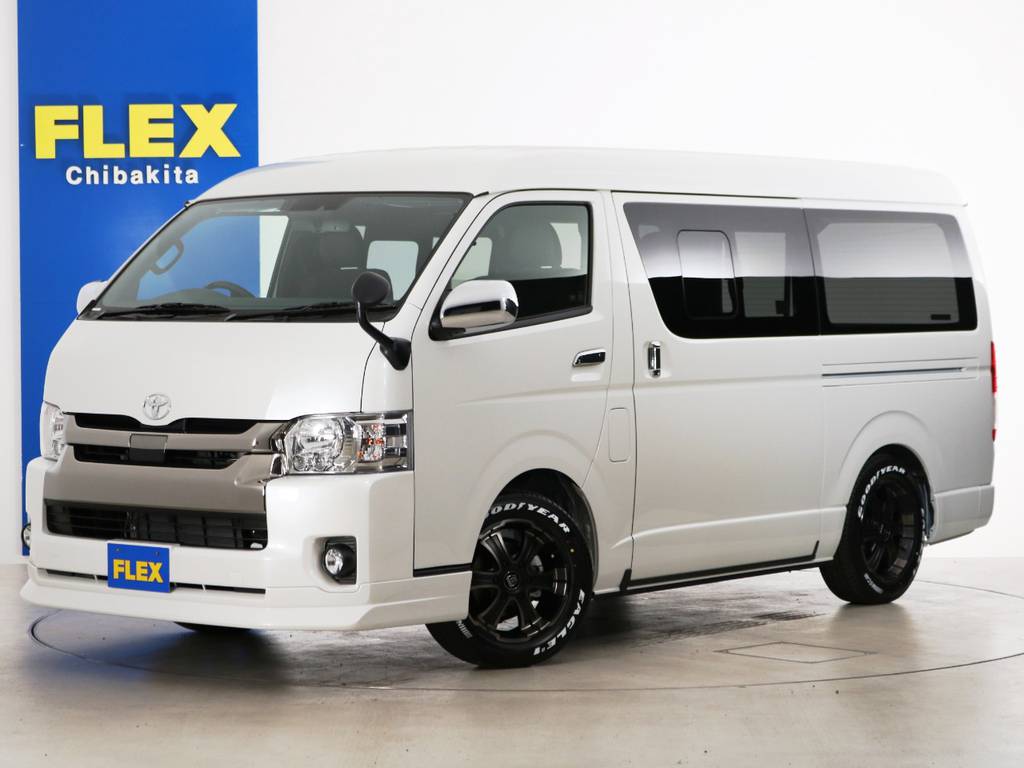 新車未登録　ハイエースバン　Ｓ－ＧＬ　ワイドボディ　特別仕様車ダークプライムⅡ　ＦＬＥＸオリジナル内装アレンジ【Ｖｅｒ４　Ｄ／ＰⅡ　ＷＩＤＥ】！