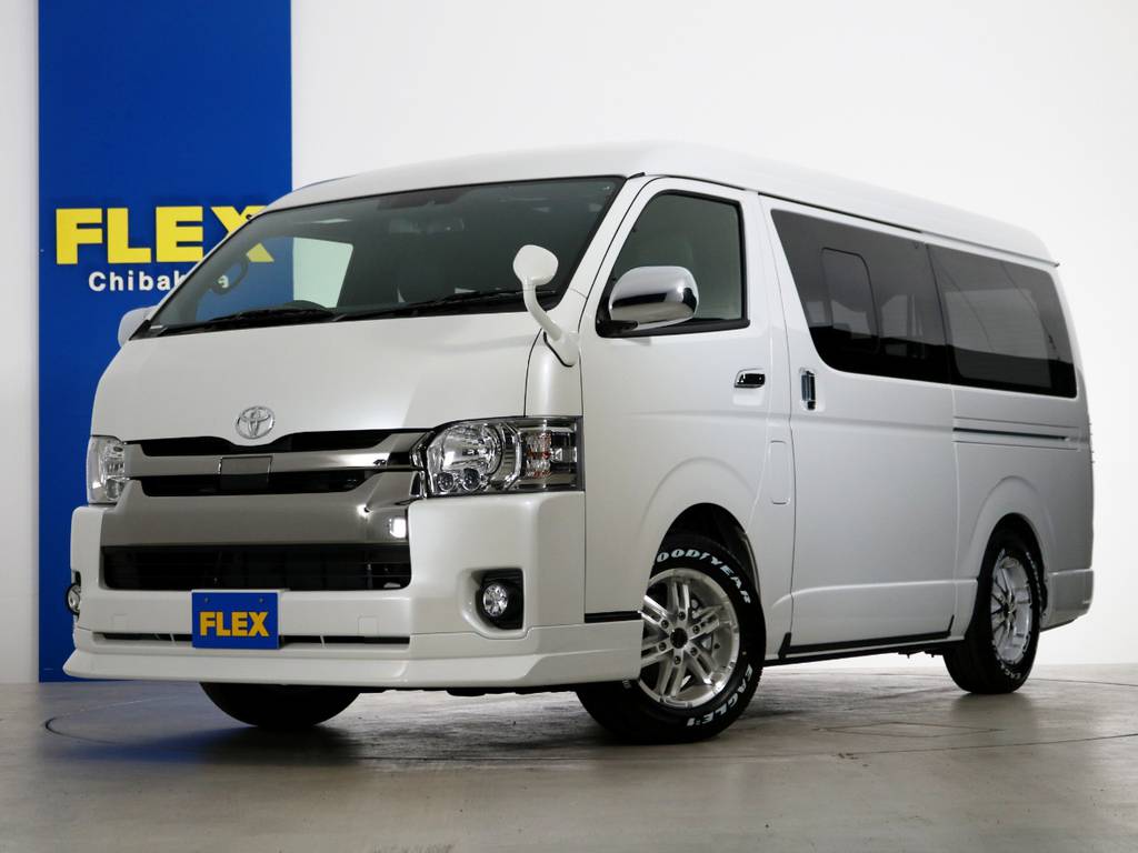 ハイエースバン　Ｓ－ＧＬ　ダークプライムⅡ　ガソリン４ＷＤ　寒冷地仕様　内外装ライトカスタム！