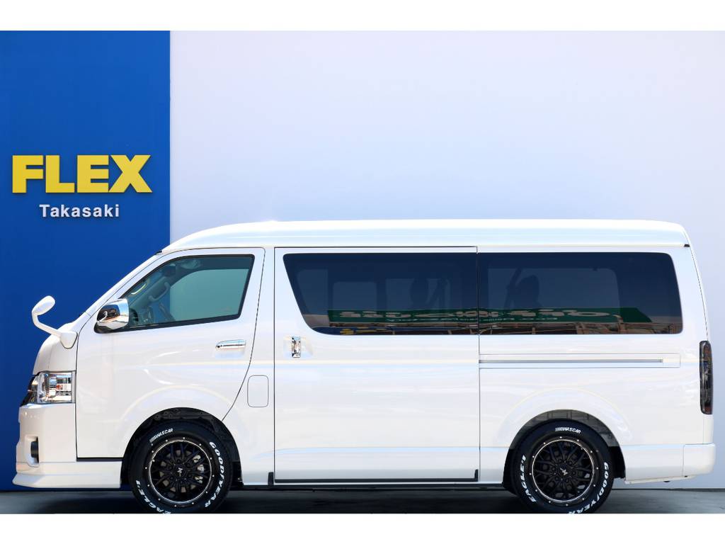 便利なパワースライドドア完備！！