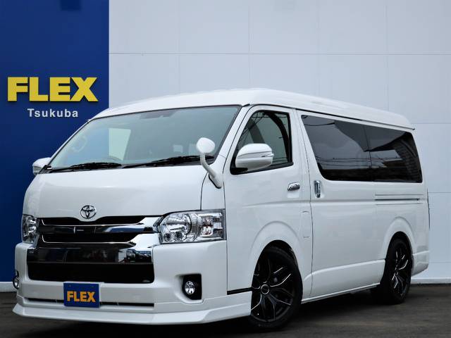 新車ハイエースＷ「GL」１０人乗り２ＷＤガソリン！ＦＬＥＸオリジナル内装Ｒ１が完成！