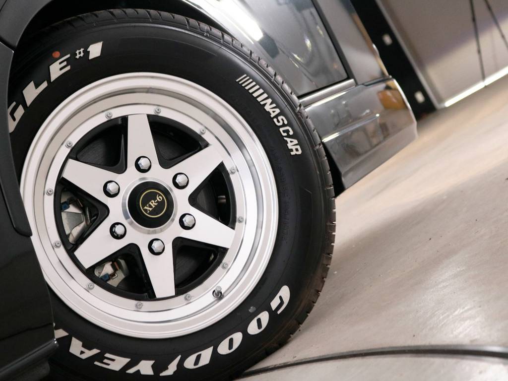 ファブレス　ＸＲ－６　１６インチアルミホイール♪