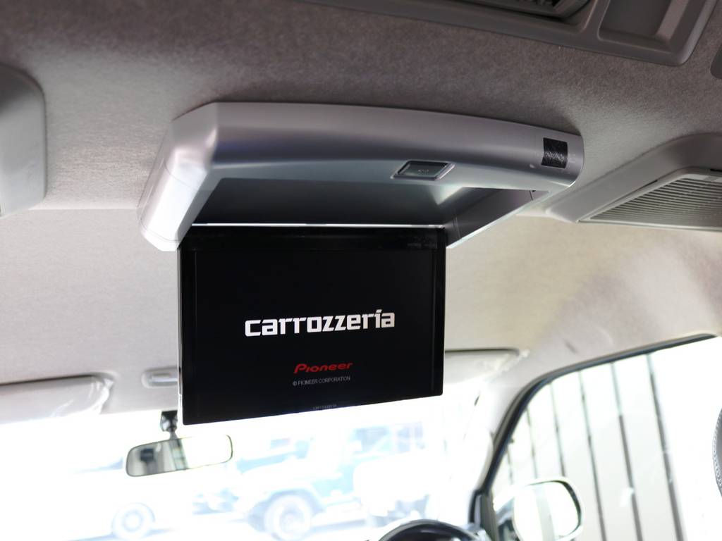 カロッツェリア　１０．２型　フリップダウンモニター！