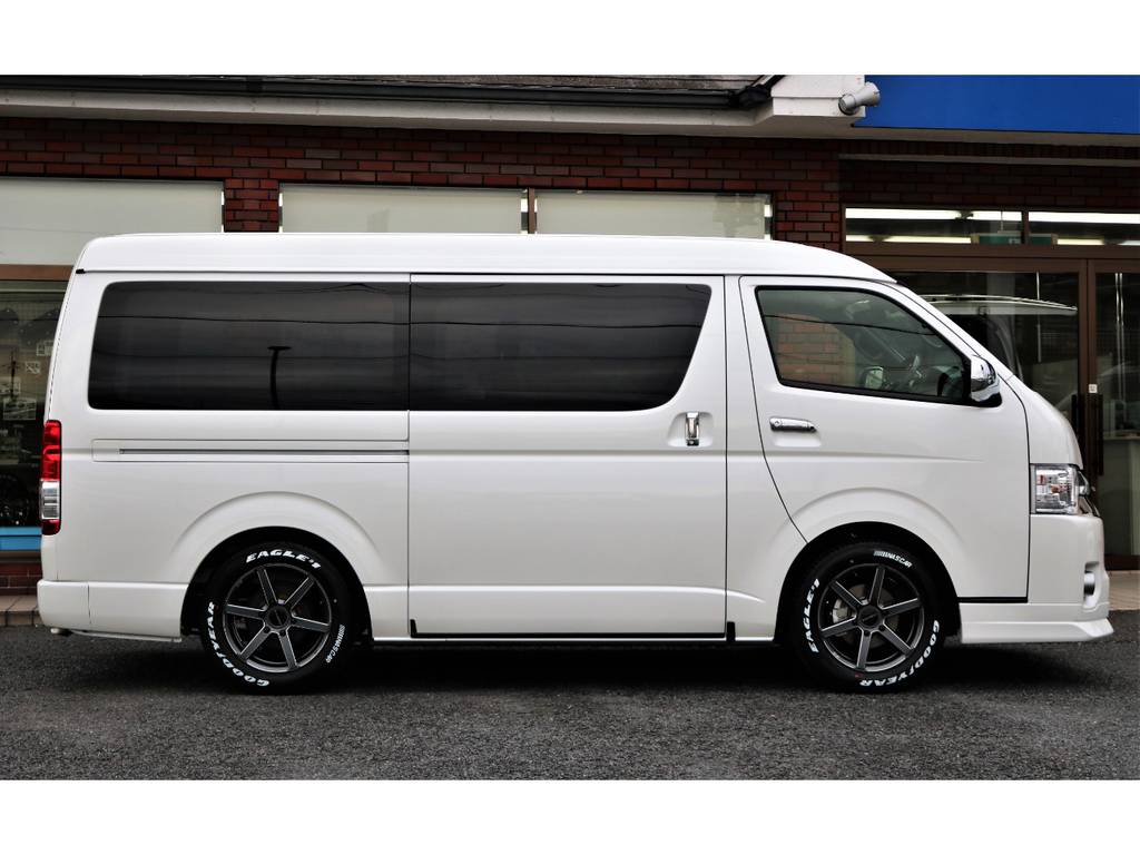 重厚感のあるワイドＶＳＧＬ５０ｔｈ４ＷＤ