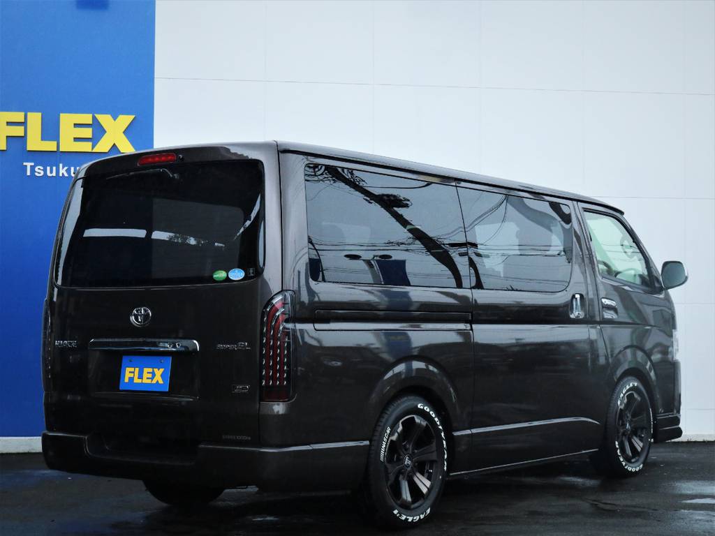 茨城県最大級のハイエース専門店！新車から中古車までラインナップ！