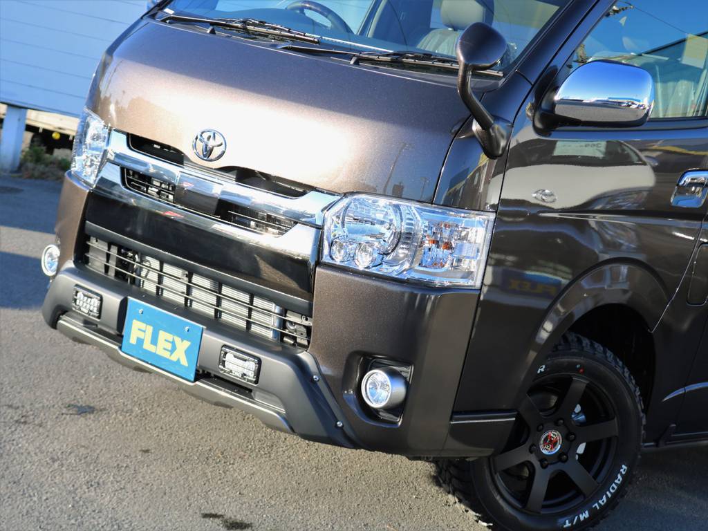 ワイルドなTRD製LEDライト付きフロントバンパー！