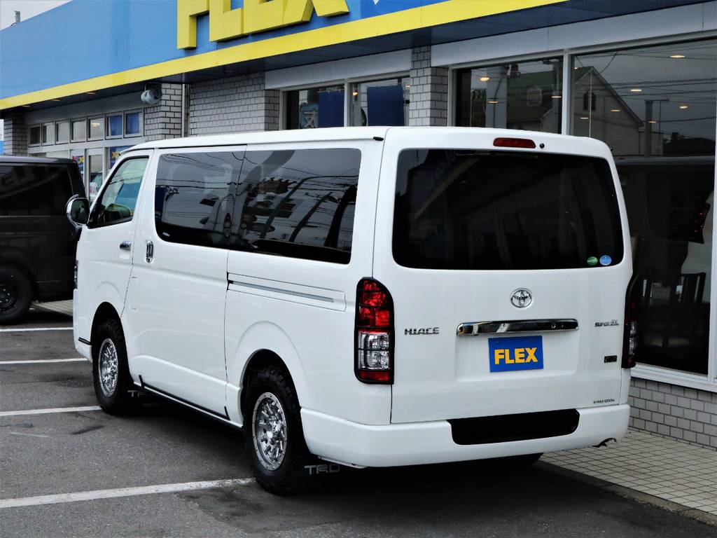 茨城県最大級のハイエース専門店！新車から中古車までラインナップ！