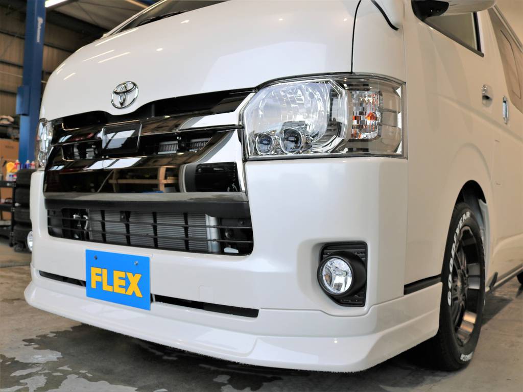 当社オリジナル内装架装Ver4！車中泊に最適な床張りとベットキットをインストール！
