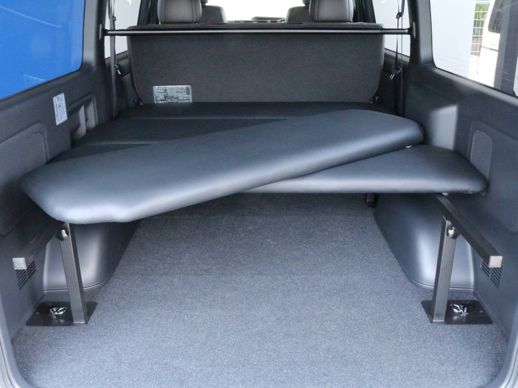 ベッドキットは取り外しも可能です！大きい荷物を載せたいときもこれなら安心ですね！