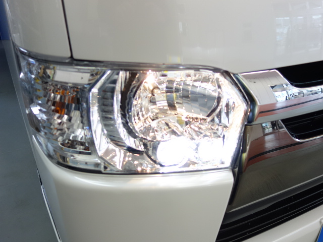 新車５０周年特別仕様車２８００ディーゼルターボ入庫致しました！！