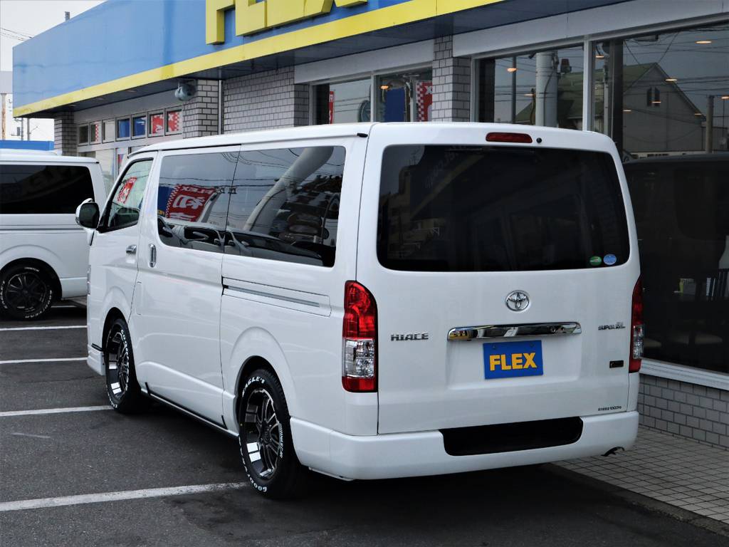 茨城県最大級のハイエース専門店！新車から中古車までラインナップ！