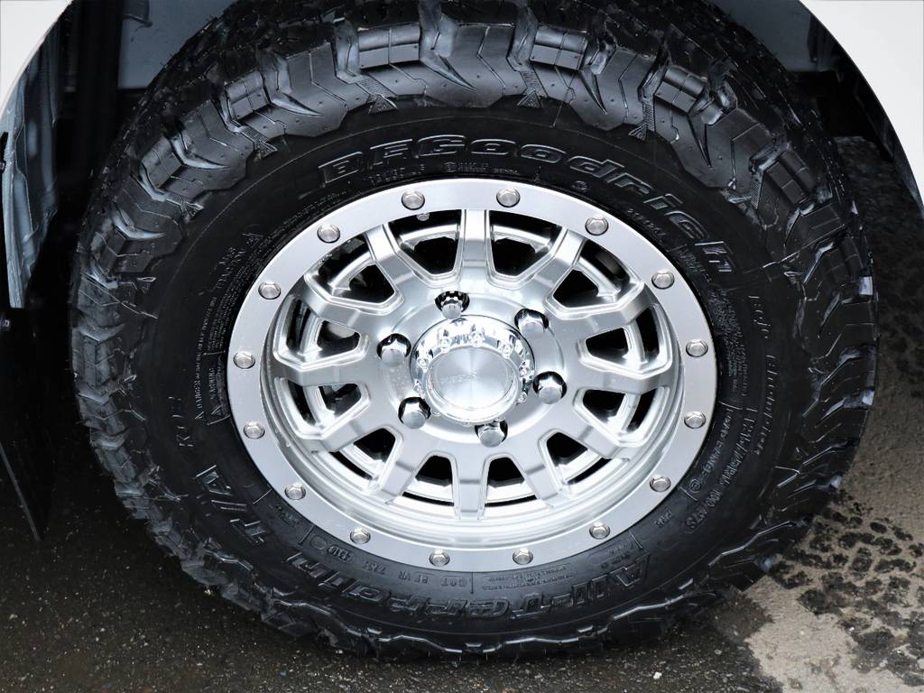 ＥＳＳＥＸ　ＥＸ１５インチアルミホイール、ＢＦグットリッチタイヤ！