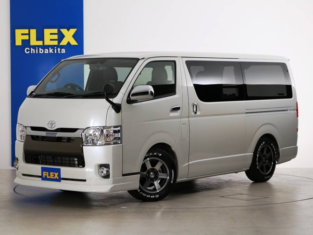新車未登録　ハイエースバン　Ｓ－ＧＬ　特別仕様車【５０ＴＨアニバーサリーリミテッド】　ガソリン２ＷＤ　５人乗り４ナンバー登録！