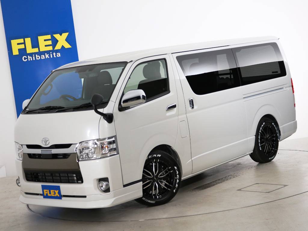 新車未登録　ハイエースバン　５０ｔｈ記念モデル　ディーゼルターボ２ＷＤ　５人乗り４ナンバー登録！