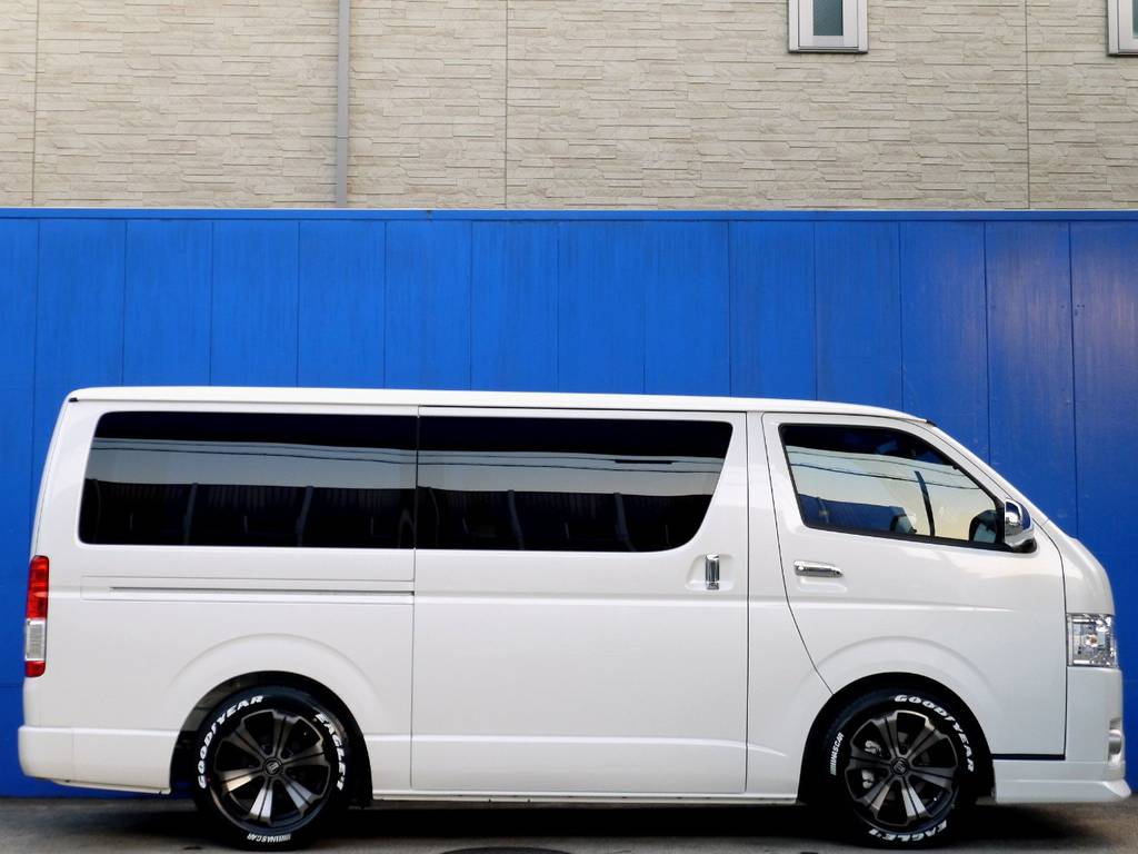 ２インチローダウン施工済！！構造変更にてのご納車となりますのでご安心ください！！
