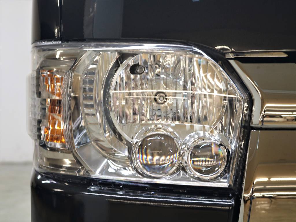 ＬＥＤヘッドランプが標準装備！