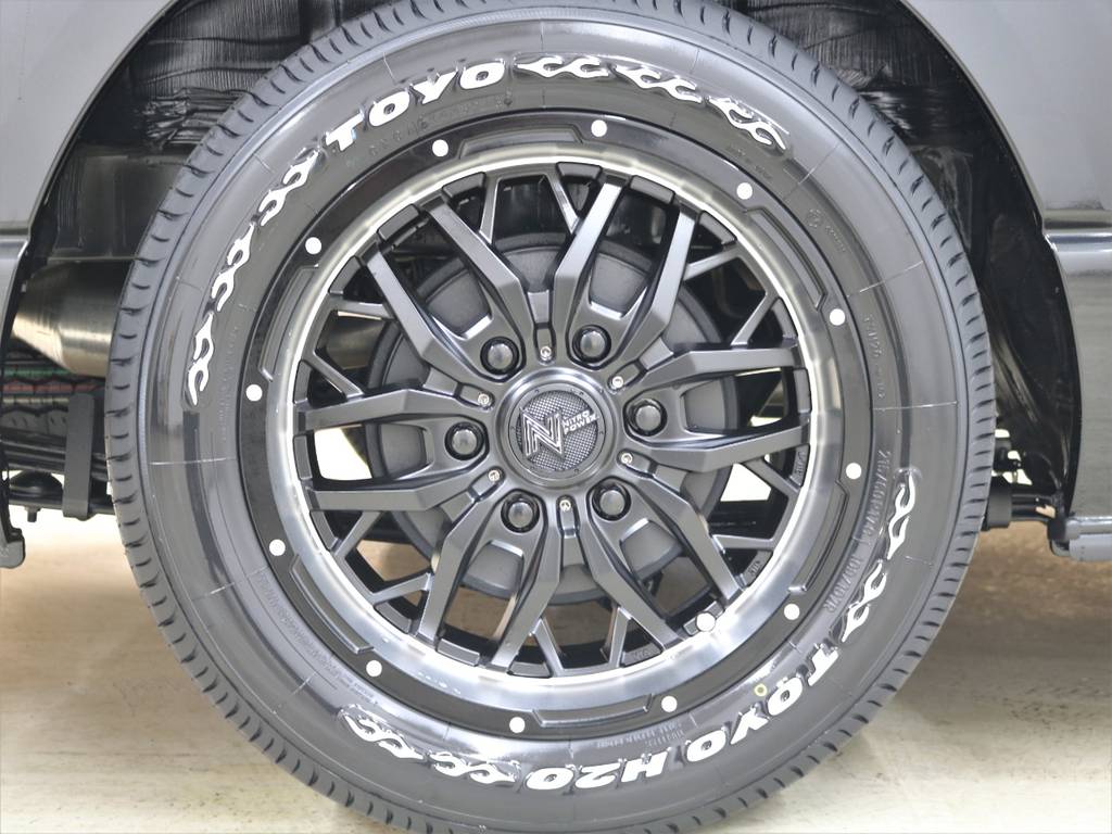 １７inchガジェットＡＷ＆ＴＯＹＯ－Ｈ２０！