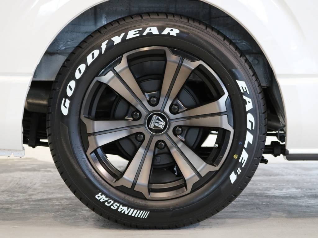FLEXオリジナルカラーバルベロディープス＆GOODYEARナスカータイヤ17in！