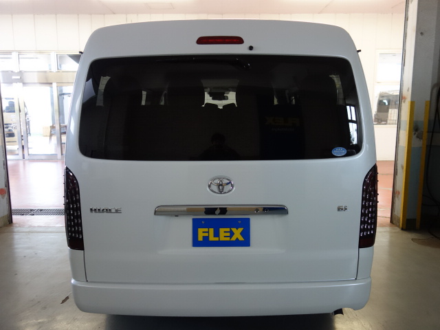 新車ハイエースワゴンＧＬ４ＷＤアレンジＡＳシートアレンジ施工済み！！店頭在庫車になります！！