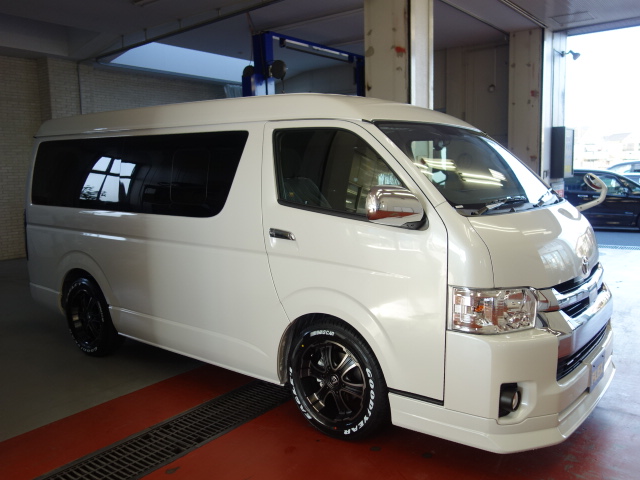 新車ワゴンＧＬＲ１シートアレンジツインナビパッケージ入庫致しました！！