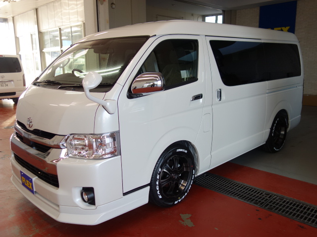 新車ワゴンＧＬＲ１シートアレンジツインナビパッケージ入庫致しました！！