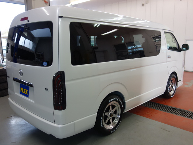 新車ワゴンＧＬ２７００ガソリン２ＷＤツインナビパッケージ完成致しました！！