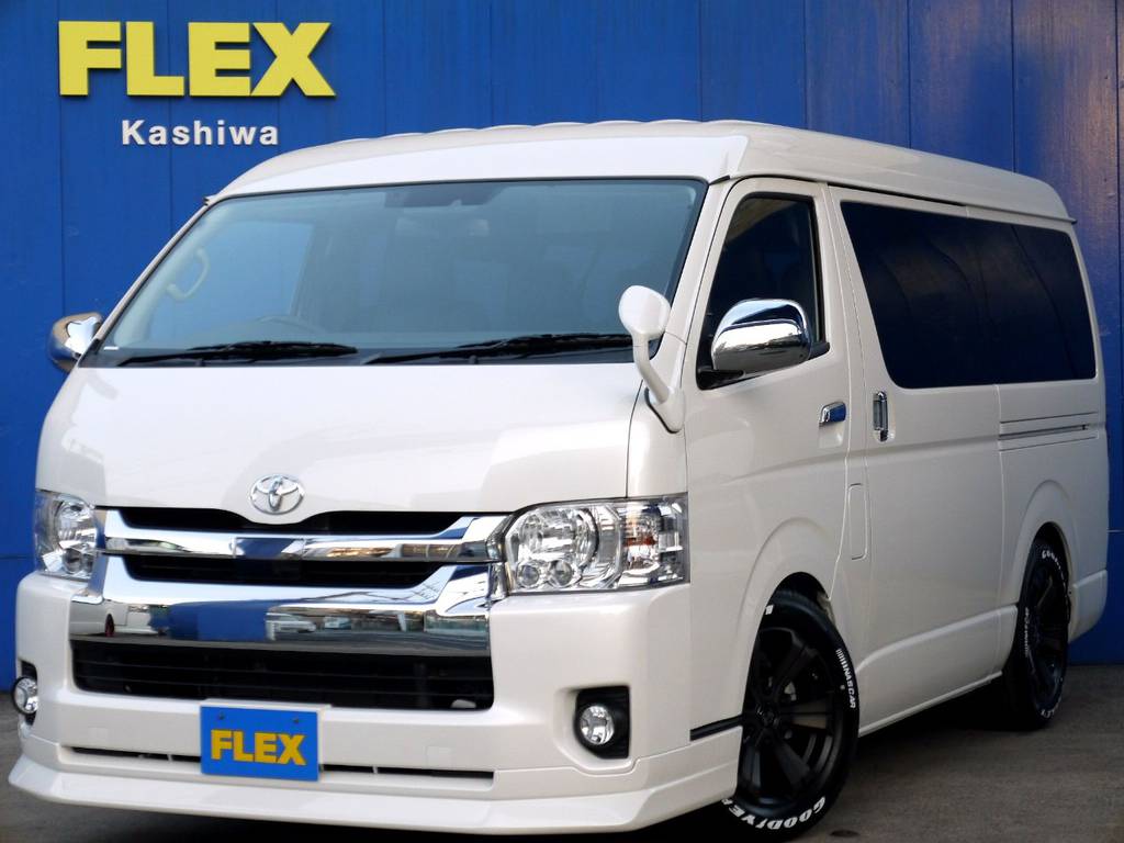 新車ハイエースワゴンＧＬ ツインナビ ライトカスタムパッケージが入庫しました！！