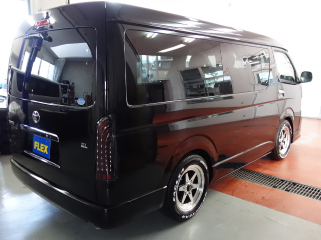 新車ワゴンＧＬファミリーに大好評Ｒ１シートアレンジツインナビパッケージ入庫致しました！！