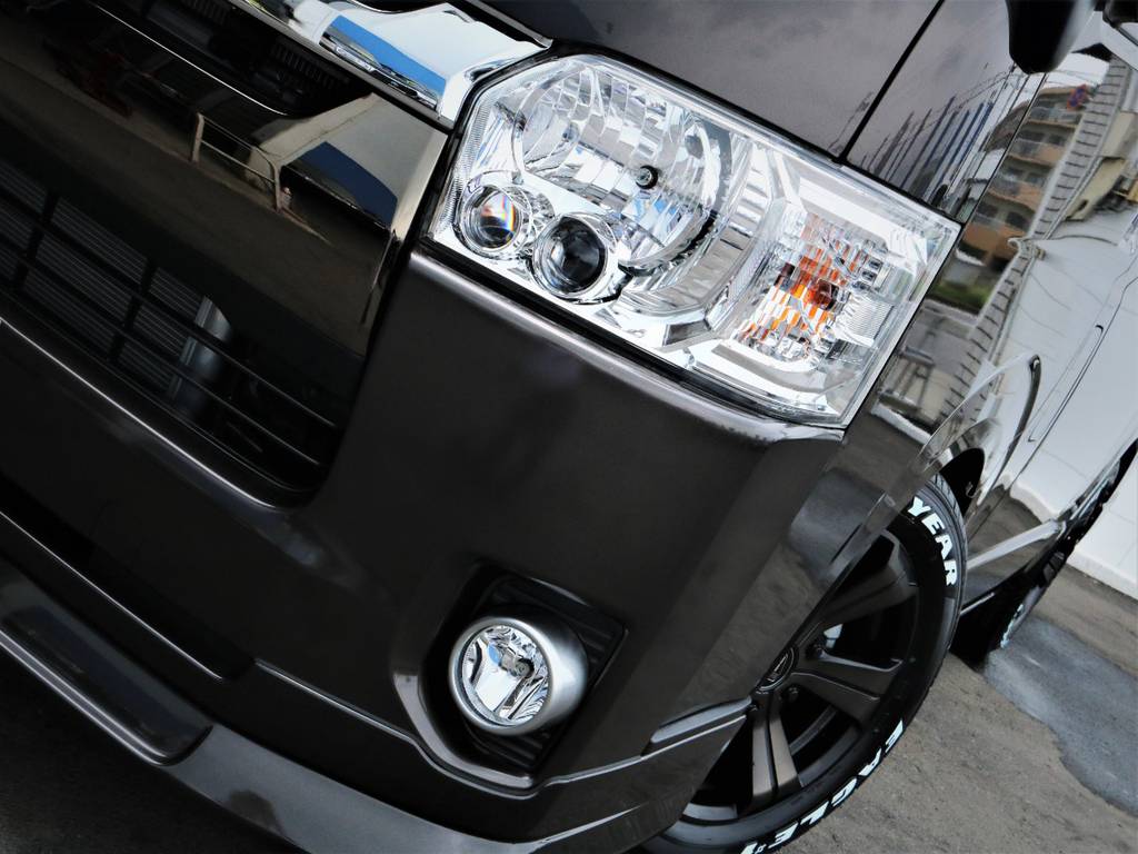 夜間走行に便利なメーカーオプション「ＬＥＤヘッドライト」！