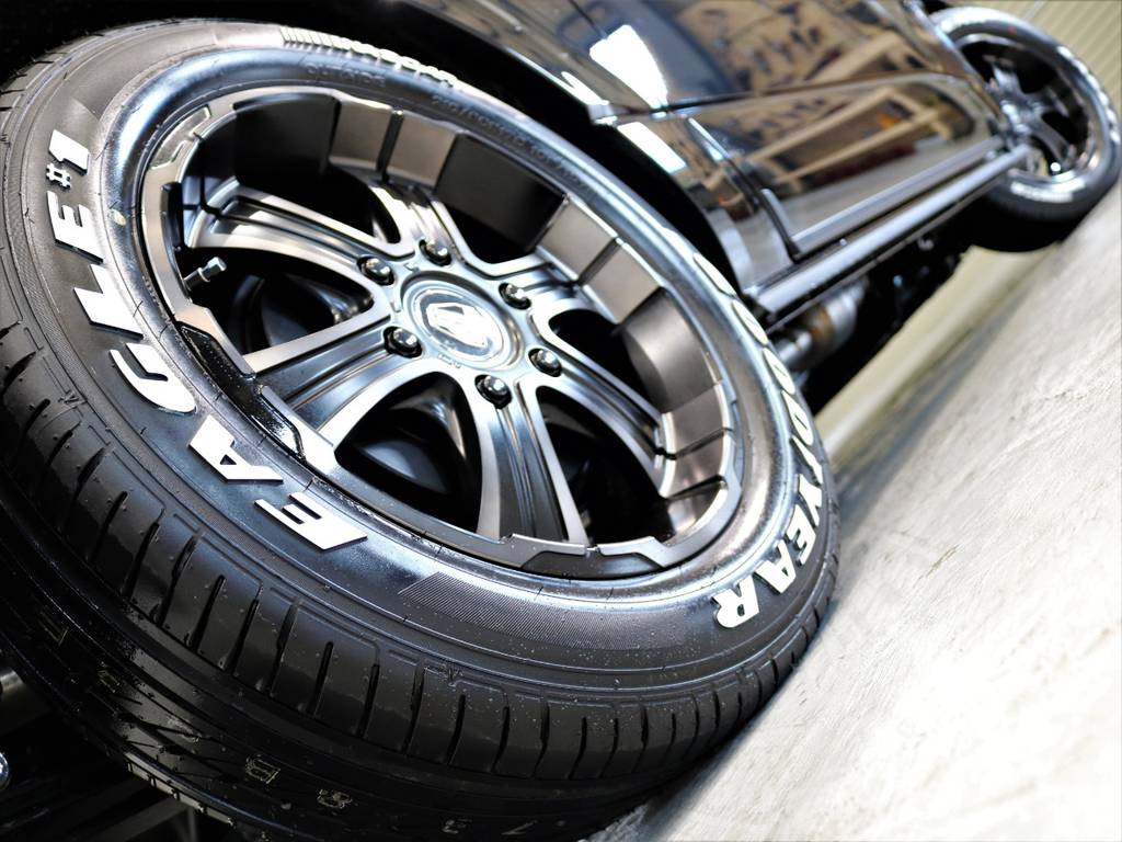 FLEXバルベロディープスアルミホイール17inとGOODYEARナスカータイヤ17in！