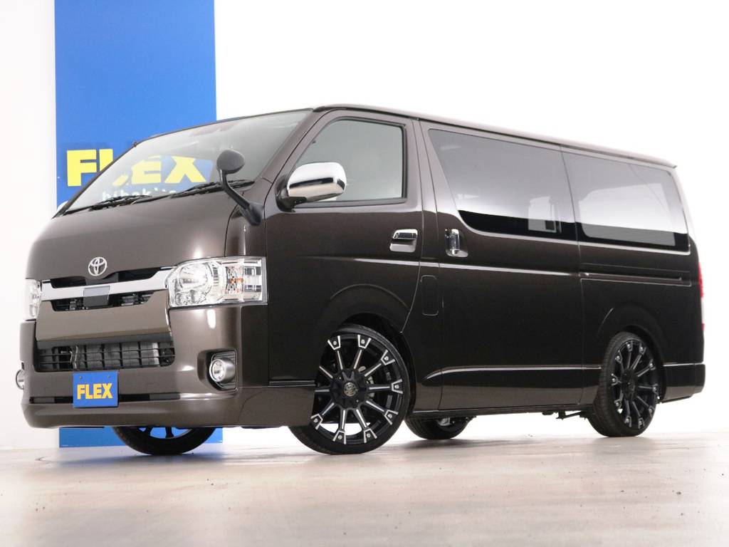 新車未登録　ハイエースバン　Ｓ－ＧＬ　５０ＴＨアニバーサリーリミテッド　ガソリン２ＷＤ　５人乗り４ナンバー登録　ＦＬＥＸオリジナル内装アレンジ【Ｖｅｒ４】！