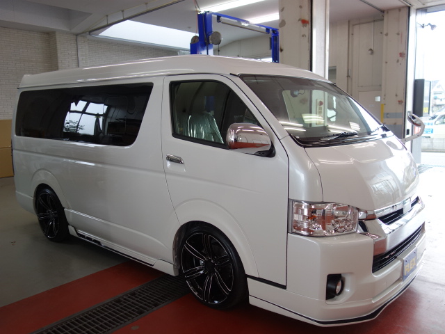 新車ワゴンＧＬ４１５コブラフルコンプリートトリプルナビパッケージ完成致しました！！