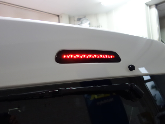 新車ファインテックツアラートリプルナビパッケージ完成しました！！