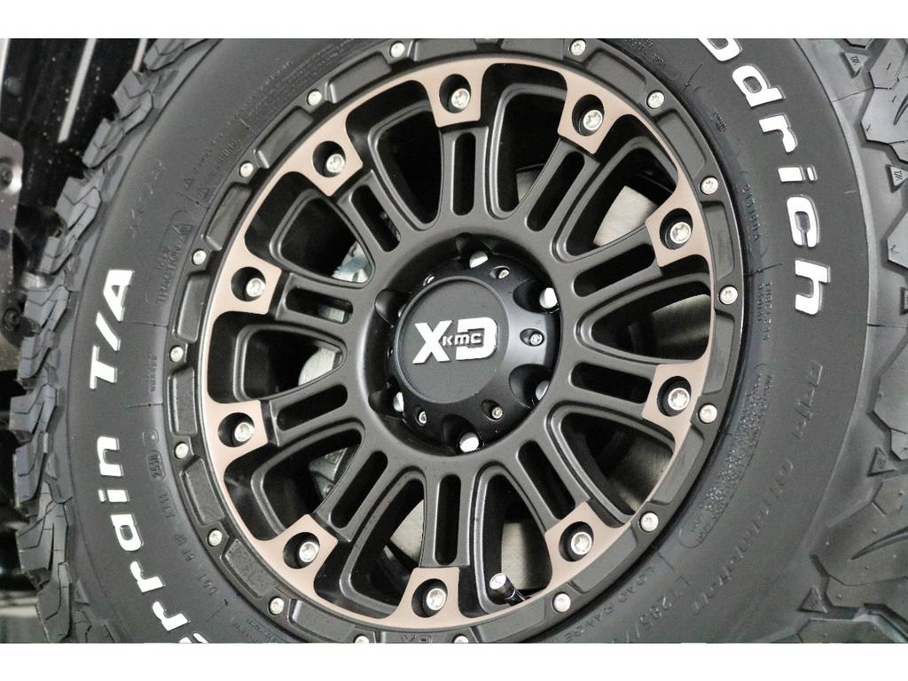 新品XD１７インチホイール＆新品BFグッドリッチATタイヤを装着致しました！