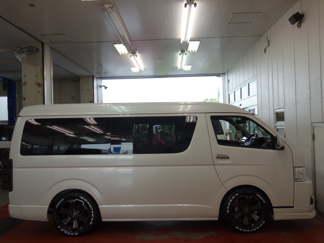 新車ワゴンＧＬファミリーに人気のアレンジＡＳツインナビパッケージ完成致しました！！