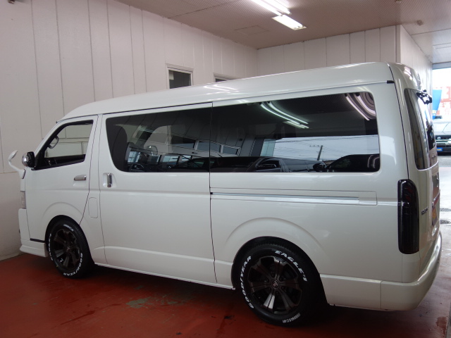 新車ワゴンＧＬファミリーに人気のアレンジＡＳツインナビパッケージ完成致しました！！