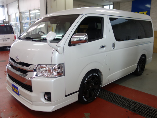 新車ワゴンＧＬファミリーに人気のアレンジＡＳツインナビパッケージ完成致しました！！