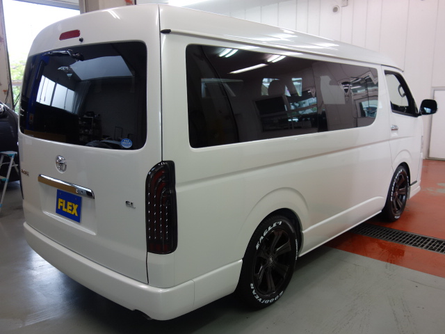 新車ワゴンＧＬファミリーに人気のアレンジＡＳツインナビパッケージ完成致しました！！